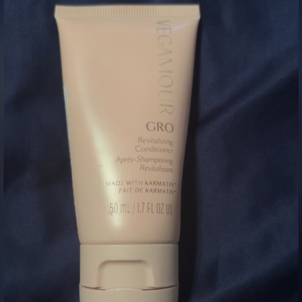 Vegamour GRO Revitalizing Conditioner